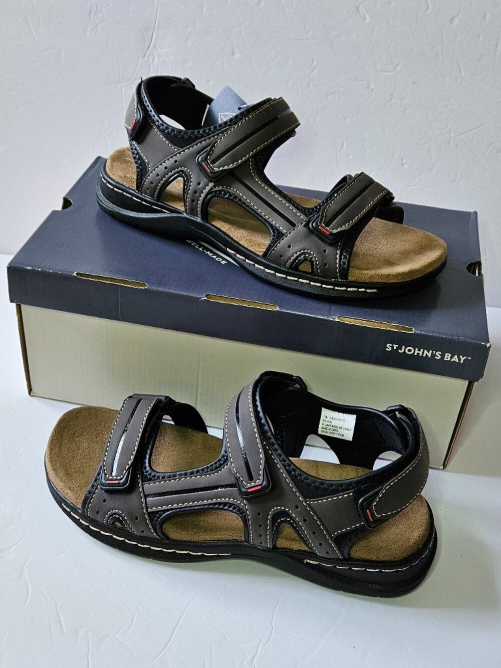 St. John's Bay Men's Brown and Black Sport Sandals Size 10